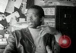 Standbild Bobby Seale Oakland California USA, 1968, aus Sekunde 49 historischem Filmmaterial Videoclip 65675029941