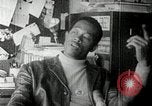 Standbild Bobby Seale Oakland California USA, 1968, aus Sekunde 51 historischem Filmmaterial Videoclip 65675029941