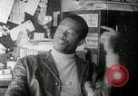 Standbild Bobby Seale Oakland California USA, 1968, aus Sekunde 58 historischem Filmmaterial Videoclip 65675029941