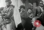 Standbild Black Panther Party Oakland California USA, 1968, aus Sekunde 30 historischem Filmmaterial Videoclip 65675029944