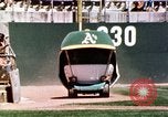 Standbild Oakland Kalifornien in den 1970er Jahren Oakland California USA, 1974, aus Sekunde 37 historischem Filmmaterial Videoclip 65675029946