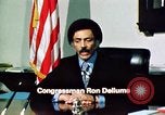 Standbild Ron Dellums Oakland California USA, 1974, aus Sekunde 39 historischem Filmmaterial Videoclip 65675029947