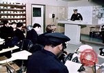 Standbild Polizei ruft neue Community Service politik Oakland California USA, 1974, aus Sekunde 5 historischem Filmmaterial Videoclip 65675029950