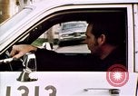 Standbild Polizei ruft neue Community Service politik Oakland California USA, 1974, aus Sekunde 53 historischem Filmmaterial Videoclip 65675029950