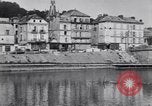 Immagine di prima guerra mondiale ha distrutto il ponte sul fiume Chateau-Thierry Francia, 1918, secondo 22 filmato di repertorio 65675029962