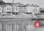 Immagine di prima guerra mondiale ha distrutto il ponte sul fiume Chateau-Thierry Francia, 1918, secondo 23 filmato di repertorio 65675029962
