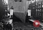 Standbild HMS Suffolk Portsmouth England, 1926, aus Sekunde 29 historischem Filmmaterial Videoclip 65675029968