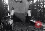 Standbild HMS Suffolk Portsmouth England, 1926, aus Sekunde 30 historischem Filmmaterial Videoclip 65675029968