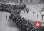 Immagine di Presidente Masaryk dell'arrivo Praga Cecoslovacchia, 1918, secondo 55 filmato di repertorio 65675029976