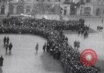 Immagine di Presidente Masaryk dell'arrivo Praga Cecoslovacchia, 1918, secondo 61 filmato di repertorio 65675029976