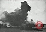 Standbild japanischen Angriff auf Pearl Harbor Pearl Harbor Hawaii USA, 1941, aus Sekunde 25 historischem Filmmaterial Videoclip 65675029979