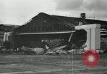 Standbild zerstörte Flugzeuge nach Angriff Pearl Harbor Hawaii USA, 1941, aus Sekunde 30 historischem Filmmaterial Videoclip 65675029980