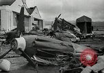 Standbild zerstörte Flugzeuge nach Angriff Pearl Harbor Hawaii USA, 1941, aus Sekunde 38 historischem Filmmaterial Videoclip 65675029980