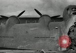Standbild zerstörte Flugzeuge nach Angriff Pearl Harbor Hawaii USA, 1941, aus Sekunde 49 historischem Filmmaterial Videoclip 65675029980
