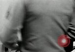 Standbild Fingerprint Detection United States USA, 1942, aus Sekunde 30 historischem Filmmaterial Videoclip 65675029982
