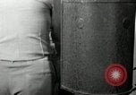 Standbild Fingerprint Detection United States USA, 1942, aus Sekunde 31 historischem Filmmaterial Videoclip 65675029982