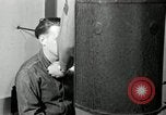 Standbild Fingerprint Detection United States USA, 1942, aus Sekunde 32 historischem Filmmaterial Videoclip 65675029982