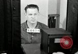 Standbild Fingerprint Detection United States USA, 1942, aus Sekunde 39 historischem Filmmaterial Videoclip 65675029982