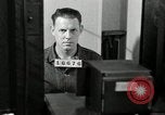 Standbild Fingerprint Detection United States USA, 1942, aus Sekunde 42 historischem Filmmaterial Videoclip 65675029982