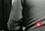 Standbild Fingerprint Detection United States USA, 1942, aus Sekunde 44 historischem Filmmaterial Videoclip 65675029982