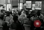 Standbild Fingerprint Detection United States USA, 1942, aus Sekunde 48 historischem Filmmaterial Videoclip 65675029982