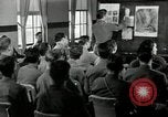Standbild Fingerprint Detection United States USA, 1942, aus Sekunde 55 historischem Filmmaterial Videoclip 65675029982