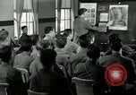 Standbild Fingerprint Detection United States USA, 1942, aus Sekunde 62 historischem Filmmaterial Videoclip 65675029982