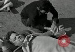 Immagine di Equipaggio ferito Cina, 1937, secondo 16 filmato di repertorio 65675029991