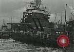Image Réparations effectuées après l'attaque de Pearl Harbour Pearl Harbor Hawaii USA, 1941, de la seconde 16 séquences d'archives historiques vidéo 65675029994