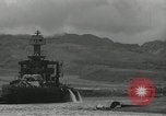Image Réparations effectuées après l'attaque de Pearl Harbour Pearl Harbor Hawaii USA, 1941, de la seconde 26 séquences d'archives historiques vidéo 65675029994