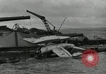 Image Réparations effectuées après l'attaque de Pearl Harbour Pearl Harbor Hawaii USA, 1941, de la seconde 30 séquences d'archives historiques vidéo 65675029994