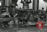 Image Réparations effectuées après l'attaque de Pearl Harbour Pearl Harbor Hawaii USA, 1941, de la seconde 40 séquences d'archives historiques vidéo 65675029994