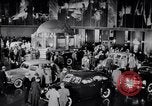 Image Centre d'accueil des visiteurs de Ford Rotunda Dearborn Michigan USA, 1938, de la seconde 33 séquences d'archives historiques vidéo 65675030000