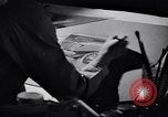Image conceptions de voitures Ford Dearborn Michigan USA, 1938, de la seconde 13 séquences d'archives historiques vidéo 65675030002