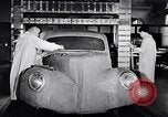 Image conceptions de voitures Ford Dearborn Michigan USA, 1938, de la seconde 27 séquences d'archives historiques vidéo 65675030002