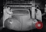 Image conceptions de voitures Ford Dearborn Michigan USA, 1938, de la seconde 28 séquences d'archives historiques vidéo 65675030002