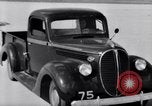 Image essai routier de voitures Michigan United States USA, 1938, de la seconde 16 séquences d'archives historiques vidéo 65675030004