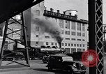 Image déchets de papier Dearborn Michigan USA, 1938, de la seconde 10 séquences d'archives historiques vidéo 65675030011