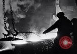 Immagine di Altoforno Dearborn Michigan USA, 1946, secondo 51 filmato di repertorio 65675030013