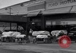 Image wagons de service alimentaire Dearborn Michigan USA, 1946, de la seconde 7 séquences d'archives historiques vidéo 65675030014