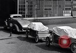 Image wagons de service alimentaire Dearborn Michigan USA, 1946, de la seconde 18 séquences d'archives historiques vidéo 65675030014