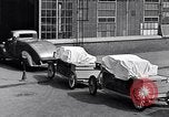 Image wagons de service alimentaire Dearborn Michigan USA, 1946, de la seconde 19 séquences d'archives historiques vidéo 65675030014