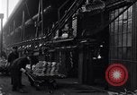 Standbild Ford Model T-Werk in Aktion United States USA, 1923, aus Sekunde 57 historischem Filmmaterial Videoclip 65675030024