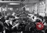 Standbild Montagelinie United States USA, 1923, aus Sekunde 42 historischem Filmmaterial Videoclip 65675030025
