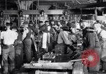 Standbild Montagelinie United States USA, 1923, aus Sekunde 56 historischem Filmmaterial Videoclip 65675030025