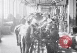 Image Ligne de montage finale Ford modèle T United States USA, 1923, de la seconde 38 séquences d'archives historiques vidéo 65675030027