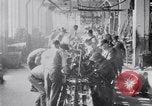 Image Ligne de montage finale Ford modèle T United States USA, 1923, de la seconde 40 séquences d'archives historiques vidéo 65675030027