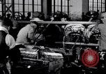 Image Ligne de montage finale Ford modèle T United States USA, 1923, de la seconde 48 séquences d'archives historiques vidéo 65675030027