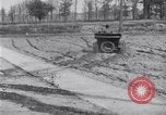 Standbild Ford Auto getestet United States USA, 1923, aus Sekunde 9 historischem Filmmaterial Videoclip 65675030028