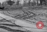 Standbild Ford Auto getestet United States USA, 1923, aus Sekunde 18 historischem Filmmaterial Videoclip 65675030028